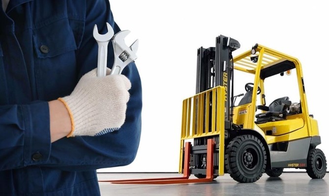 Manutenzione preventiva del carrello elevatore: obblighi di legge e vantaggi